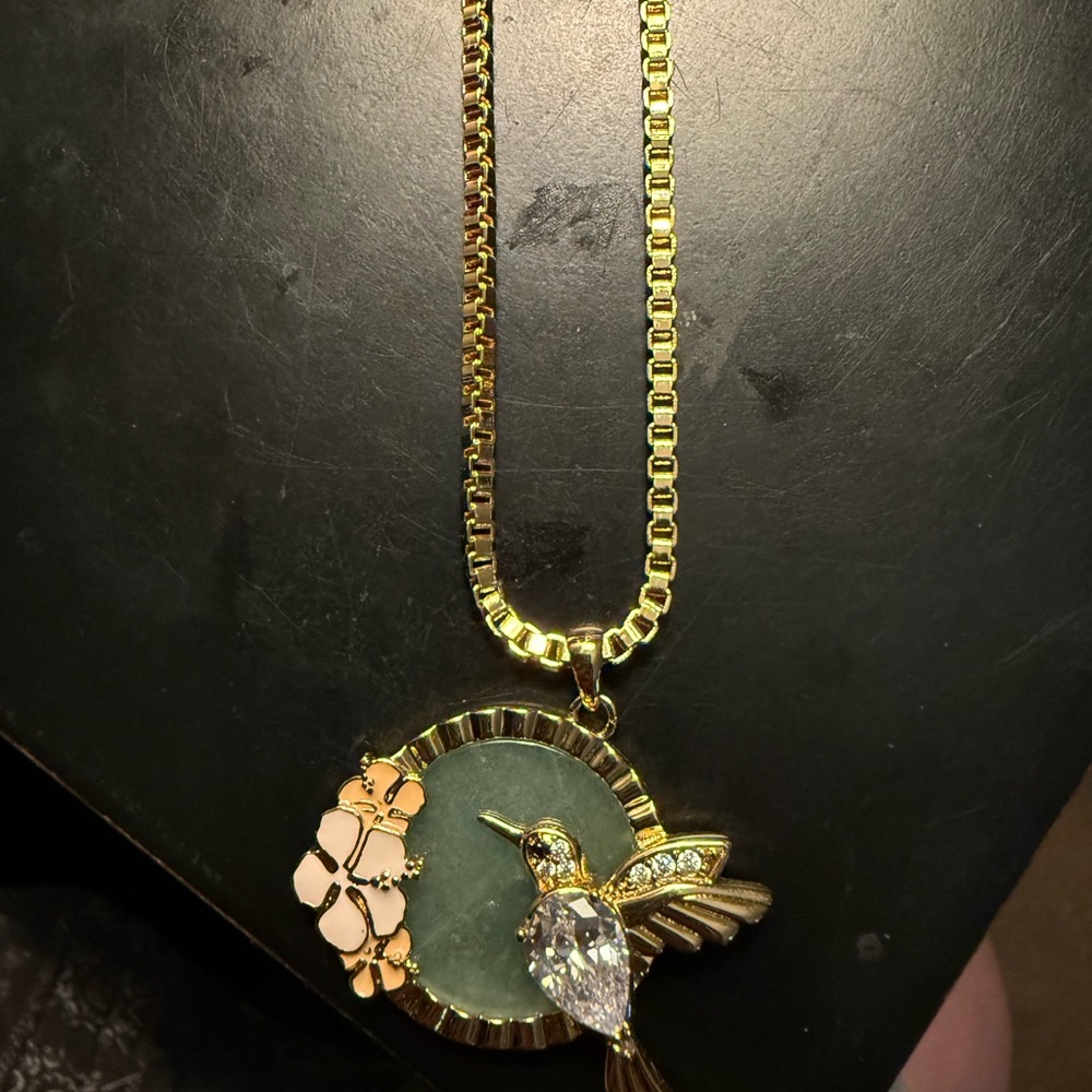 Elegant Gold and Green Hummingbird Pendant Necklace